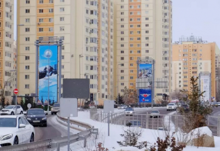 Астанада үйдің сыртқы қаптамасы мен кондиционер құлады – бес адам зардап шекті