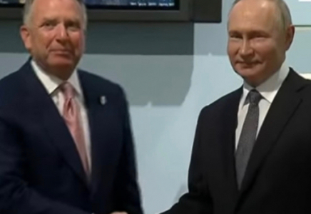 Путин АҚШ президентінің арнайы өкілімен 4,5 сағат сөйлесті