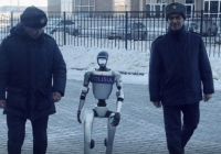 Роботтар ақтөбелік оқушыларға қауіпсіздік ережелерін үйретті 