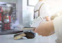 Қазақстанда енді ломбардқа сақина, сырғасын тастап, төлемін кешіктіргендерге несие берілмейді