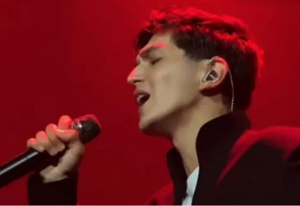 Ресейлік әнші Акмаль қазақстандықтарға 6 млн теңге қайтаруы тиіс