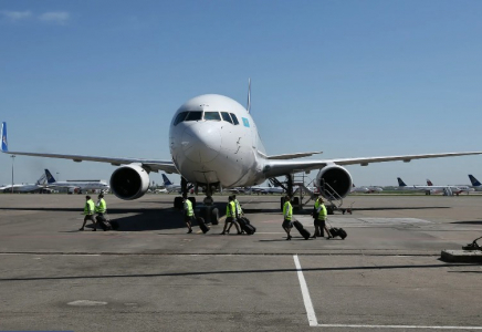 Қазақстанның тағы бір әуе компаниясы Дубайға рейстерді тоқтатты