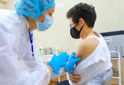 Қазақстанда 868 мың бала коронавирусқа қарсы вакцина алды