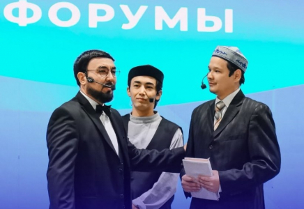 ​ШЫМКЕНТТЕ ҚАЗАҚ ТІЛІНІҢ ҰЛТАРАЛЫҚ ҚАРЫМ-ҚАТЫНАСТАҒЫ РӨЛІ ТАЛҚЫЛАНДЫ