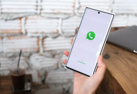 Қазақстанның бүкіл мемқызметкері 15 қыркүйектен кейін жұмыста whatsapp-ты пайдалана алмайды