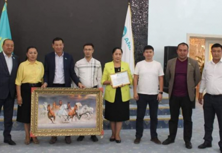 ТҮРКІСТАН: Депутаттар «Amanat Aqylman» сайысының жеңімпазы атанды