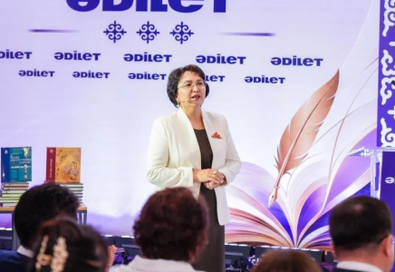 «Әділет» партиясы елімізде 250 мектепте педагогтермен кездесу өткізді