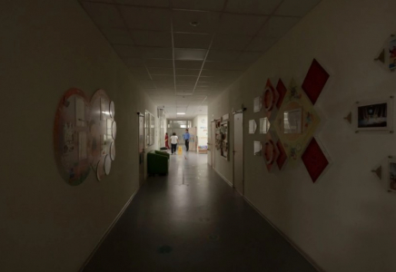 Алматыда балабақшада бала екі қабатты төсектен құлап, жарақат алды