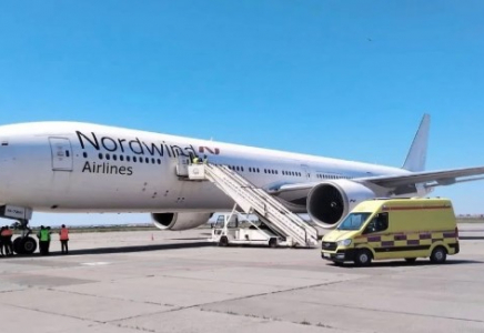 ​Ақтөбеге шұғыл қонған Boeing-777 ұшағының жолаушысы ұшу кезінде көз жұмған