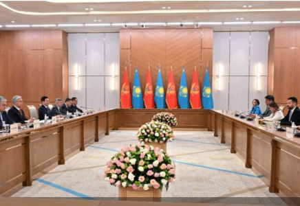 Қасым-Жомарт Тоқаев пен Яков Милатович кеңейтілген құрамда келіссөз жүргізді