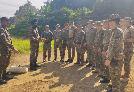 Қазақстанның 15 десантшысы үндінің Джунглиіне қайдан тап болған (ФОТО)