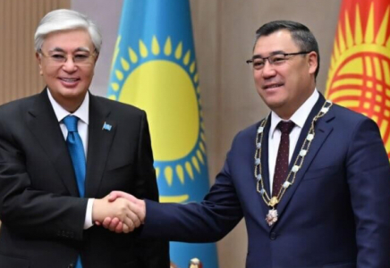 Тоқаев Қырғызстан халқын Тәуелсіздік күнімен құттықтады