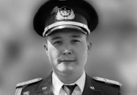 Әскери тікұшақтың құлауы салдарынан қаза тапқан майорды туыстары ақтық сапарға шығарып салды
