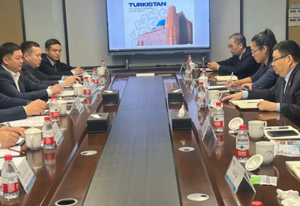 Түркістан облысының делегациясы Қытайға іссапар барысында маңызды келіссөздер жүргізді