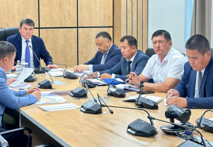 ТҮРКІСТАН: АӨК саласындағы жұмыстардың 6 айлық қорытындысы талқыланды