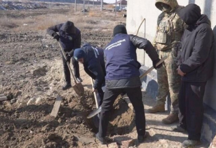 Атыраудағы бір отбасының өлімі: күдікті қылмысты қалай жасағанын көрсетті