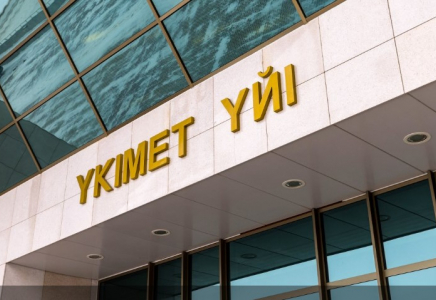 Үкімет Степногорск және Көкшетау қалаларының жылу желілерін жөндеуге 3,9 млрд теңге бөлді