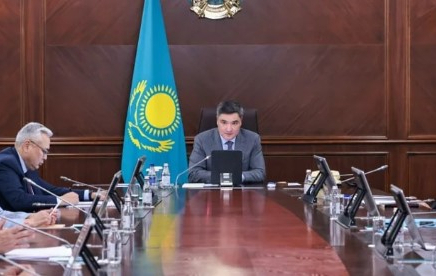 Олжас Бектенов 100 ірі жобаны цифрлық теңгеге көшіруді тапсырды