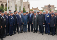 ​Нұралхан Көшеров халықаралық қарттар күнін қариялармен бірге өткізді